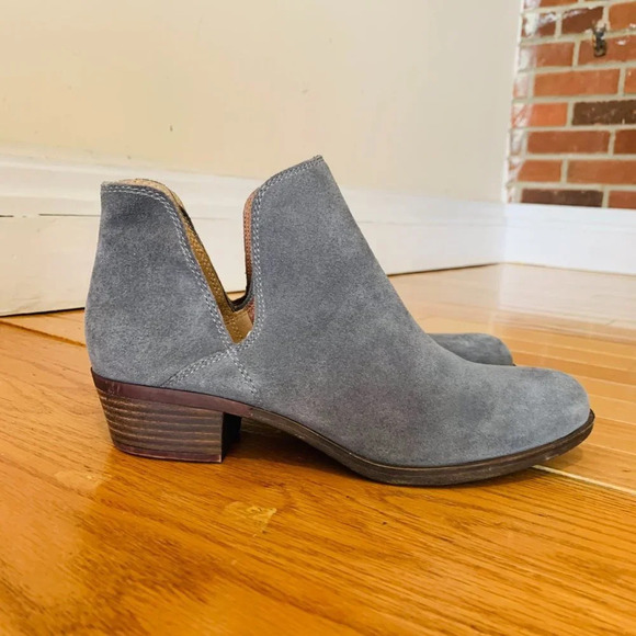 LUCKY BRAND SUEDE SHOES BOOTIES HEEL Size 7.5 37.5 M EXCELLENT - Picture 1 of 14